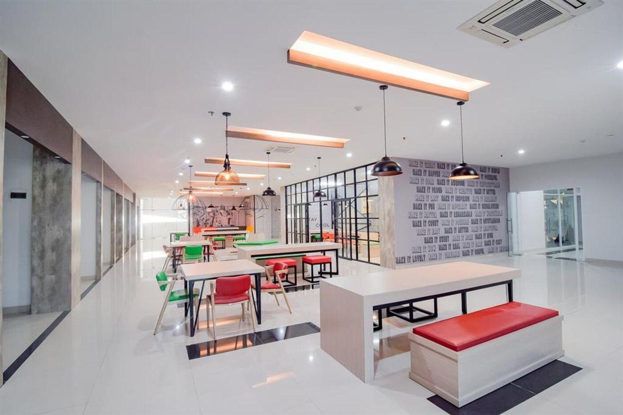 Collection O 15 Taman Melati Merr Surabaya Dış mekan fotoğraf