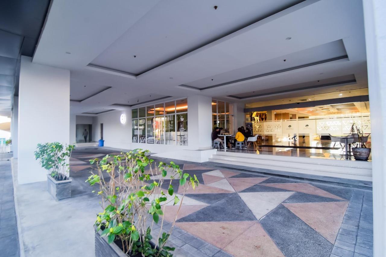 Collection O 15 Taman Melati Merr Surabaya Dış mekan fotoğraf